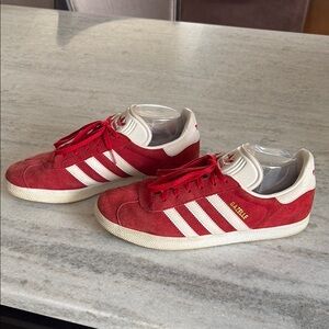 Adidas Original Gazelle Sneakers Men's10 Red and White Urban Street Suede GUC